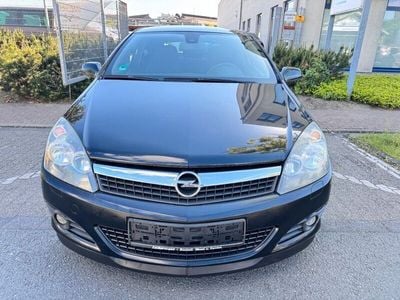 Opel Astra GTC