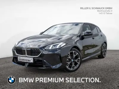 Gebraucht BMW 120 M Sport 156 PS (114 kW) 2026 Saphirschwarz Kleinwagen