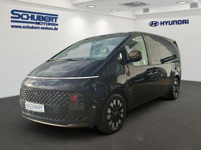 Neu Hyundai Staria Signature 226 PS (166 kW) 2025 Schwarz Van / Kleinbus