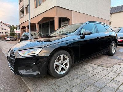 Schwarz Gebraucht 2022 Audi A4 Ambiente Kombi | 17.499 € (Guter Preis)