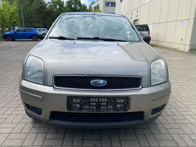 Gebraucht Ford Fusion 101 PS (74 kW) 2004 Gold Kleinwagen