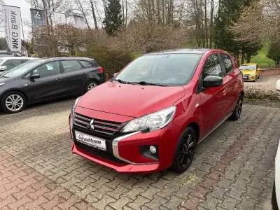 Gebraucht Mitsubishi Space Star Spirit 71 PS (52 kW) 2022 Rot Kleinwagen