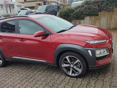 Gebraucht Hyundai Kona Style 177 PS (130 kW) 2020 Rot SUV
