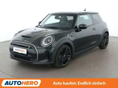 Gebraucht Mini Cooper SE Resolute Edition 135 kW (184 PS) 2023 Rebelgreen Kleinwagen