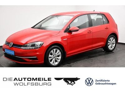 Gebraucht VW Golf VII Comfortline 131 PS (96 kW) 2019 Limousine