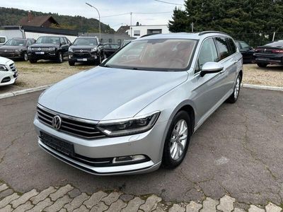 Gebraucht VW Passat 120 PS (88 kW) 2016 Silber Kombi