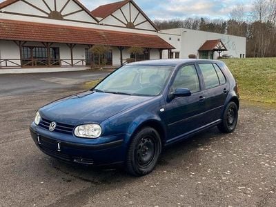 Blau Gebraucht 2003 VW Golf IV Limousine | 2.150 € (Fairer Preis)