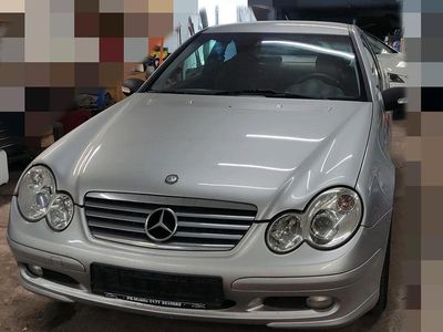 Mercedes C180