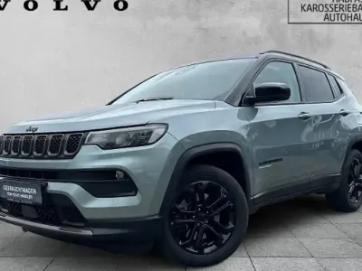 Gebraucht Jeep Compass Limited 190 PS (139 kW) 2022 Steel blue pearl coat SUV
