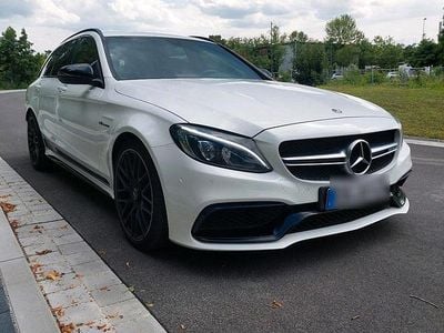 Weiß Gebraucht 2017 Mercedes C63 AMG AMG Kombi | 28.999 €