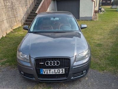 Gebraucht Audi A3 Ambiente 140 PS (102 kW) 2004 Rot Kleinwagen