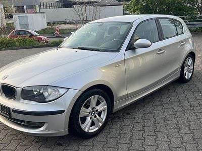 Gebraucht BMW 118 143 PS (105 kW) 2009 Silber Kleinwagen