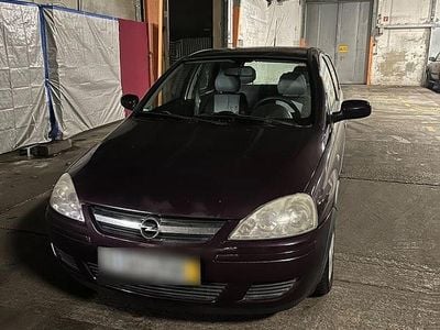 Gebraucht Opel Corsa Edition 80 PS (58 kW) 2006 Violet Kleinwagen