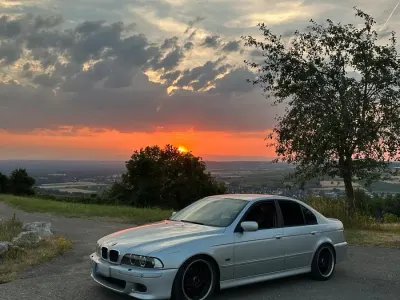 Gebraucht BMW 525 M Sport 170 PS (125 kW) 2001 Silber Limousine