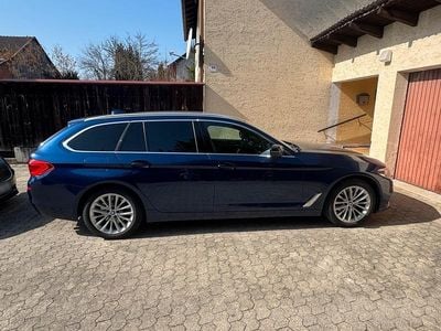Gebraucht BMW 520 190 PS (139 kW) 2018 Blau Kombi
