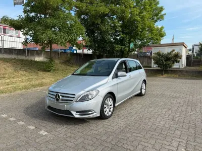 Używany Mercedes B200