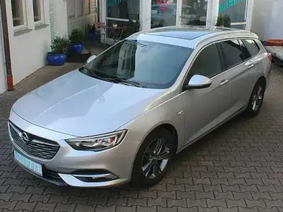 Gebraucht Opel Insignia Innovation 165 PS (121 kW) 2020 Silber Kombi