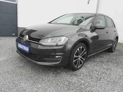 Gebraucht VW Golf VII LOUNGE 110 PS (80 kW) 2015 Grau Limousine
