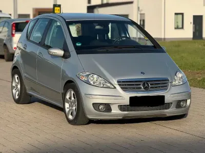 Gebraucht Mercedes A200 Elegance 140 PS (102 kW) 2005 Silber Van / Kleinbus