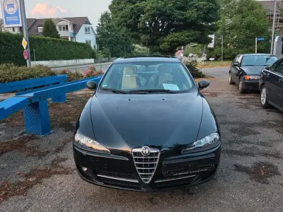 Gebraucht Alfa Romeo 147 120 PS (88 kW) 2007 Schwarz Kleinwagen