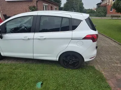 Gebraucht Ford B-MAX 95 PS (69 kW) 2013 Weiß Van / Kleinbus
