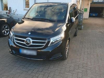 Mercedes V250