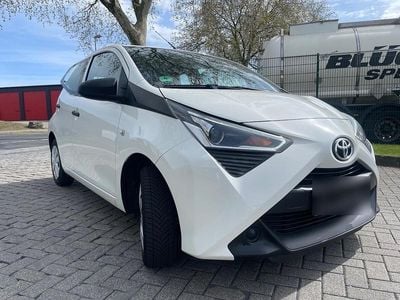 Usata Toyota Aygo 73 CV (53 kW) 2021 Bianco Utilitaria