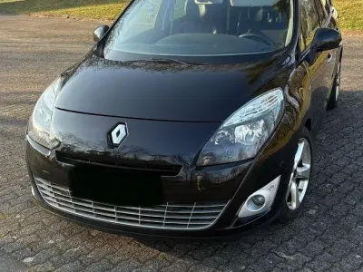 Gebraucht Renault Scénic III Bose Edition 150 PS (110 kW) 2012 Schwarz Van / Kleinbus