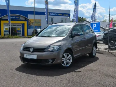 Gebraucht VW Golf Plus Cross 105 PS (77 kW) 2012 Braun Van / Kleinbus