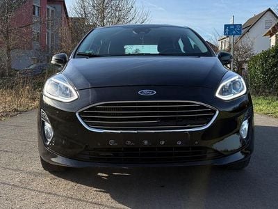 Schwarz Gebraucht 2018 Ford Fiesta Cool & Sound Edition Kleinwagen | 9.300 € (Fairer Preis)