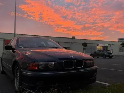 Gebraucht BMW 520 204 PS (150 kW) 1999 Blau Limousine