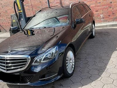 Mercedes E200