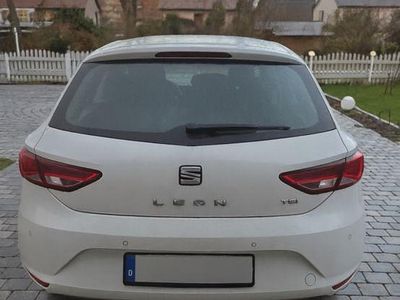 Gebraucht Seat Leon ST Style 125 PS (91 kW) 2014 Weiß Kombi