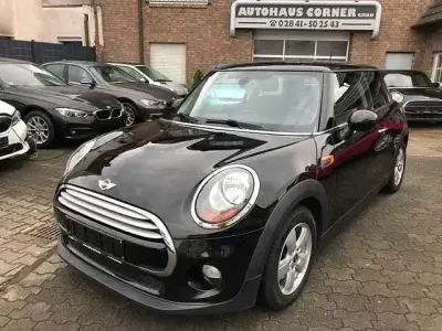 Używany Mini Cooper Sport 136 KM (100 kW) 2015 Czarny Hatchback