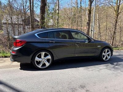 Usata BMW 550 Gran Turismo 408 CV (300 kW) 2011 Grigio Berlina
