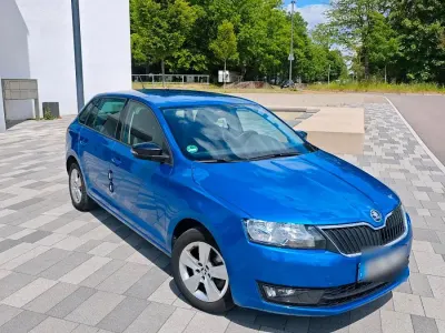 Gebraucht Skoda 110 R 110 PS (80 kW) 2017 Blau Kombi