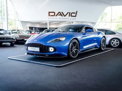 Używany Aston Martin Vanquish 604 KM (444 kW) 2017 Niebieski Coupe