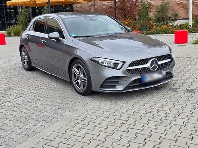 Gebraucht Mercedes A200 AMG line 163 PS (119 kW) 2018 Silber Limousine