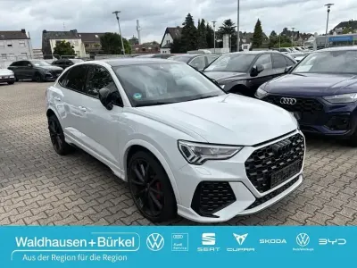 Gebraucht Audi RS Q3 Sportback Ambiente 400 PS (294 kW) 2022 Gletscherweiß (metallic) SUV