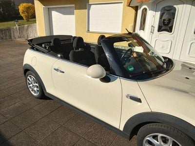 Gebraucht Mini One Cabriolet 102 PS (75 kW) 2017 Weiß Cabrio