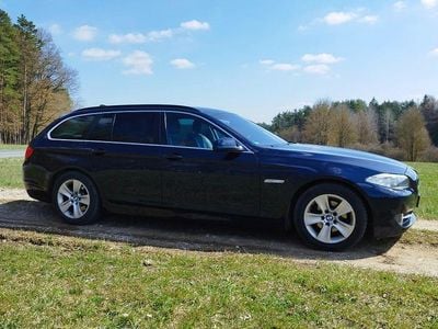Gebraucht BMW 520 Sport Line 184 PS (135 kW) 2011 Blau Kombi