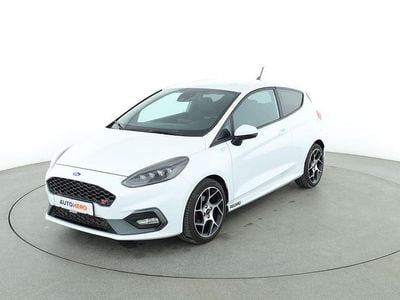 Weiß Gebraucht 2020 Ford Fiesta ST Limousine | 15.010 € (Fairer Preis)