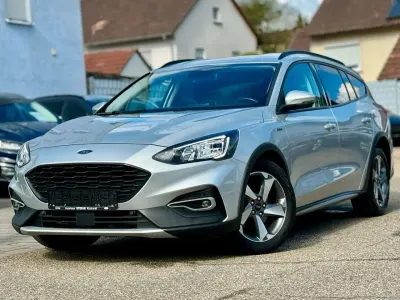 Second-hand Ford Focus Active 120 CP (88 kW) 2020 Argintiu Berlinǎ