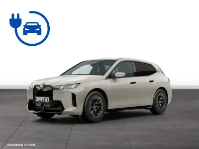 Gebraucht BMW iX 300 kW (408 PS) 2025 Grau SUV