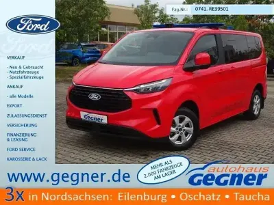 Gebraucht Ford Tourneo Custom Titanium 136 PS (100 kW) 2025 Rot Van