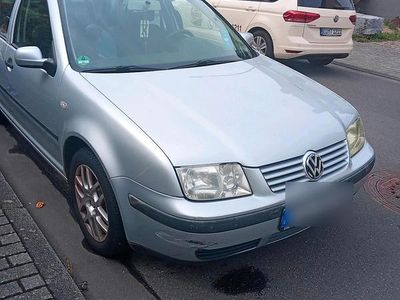 VW Bora