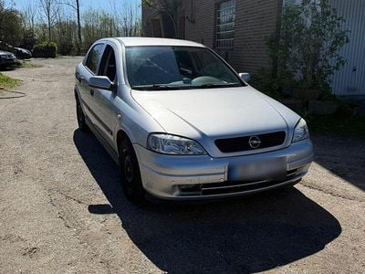 Usata Opel Astra 101 CV (74 kW) 1999 Grigio Utilitaria