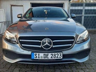 Gebraucht Mercedes E220 194 PS (142 kW) 2019 Grau Limousine