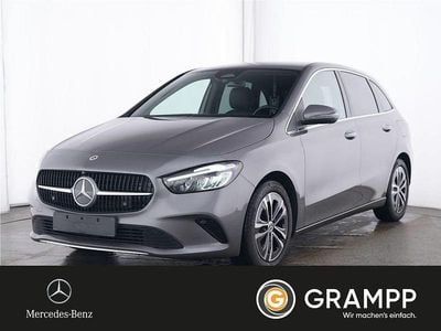 Grau Gebraucht 2024 Mercedes B200 Progressive Van / Kleinbus | 32.800 € (Fairer Preis)