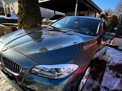 Gebraucht BMW 530 258 PS (189 kW) 2012 Grün Kombi
